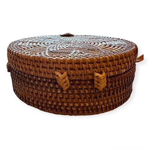 Round Canteen Style Rattan Straw Bag Wicker Purse Boho Bag for Women Cross Body - Picture 3 of 5